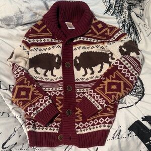 Boy’s Gymboree sz 6 Burgundy Buffalo Pattern Gpa Sweater